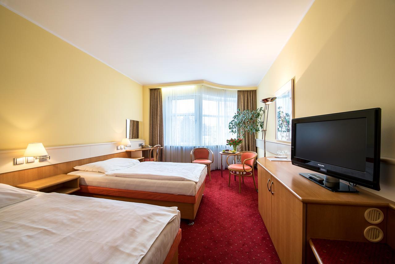 Hotel Jana Přerov Buitenkant foto