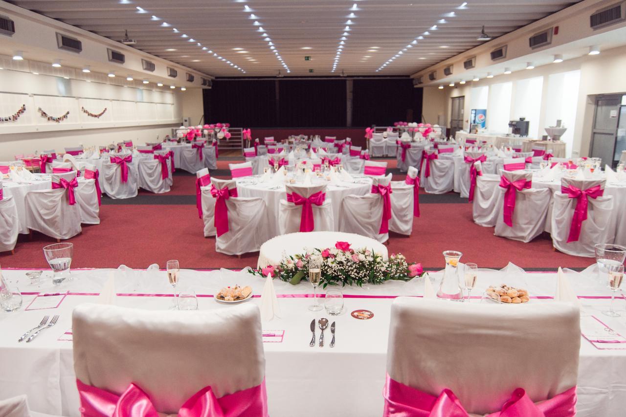 Hotel Jana Přerov Buitenkant foto